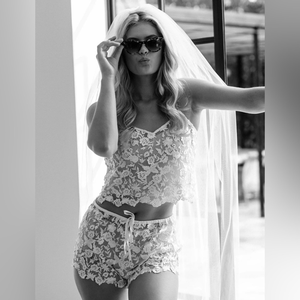 Le Rose Stories Elsa Bridal Cami and Short Set